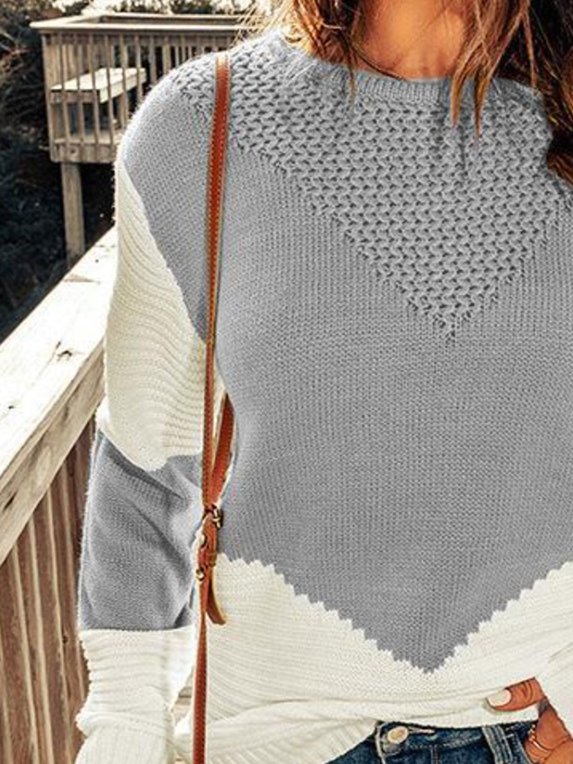 Contrast Round Neck Sweater - Tantalize Boutique