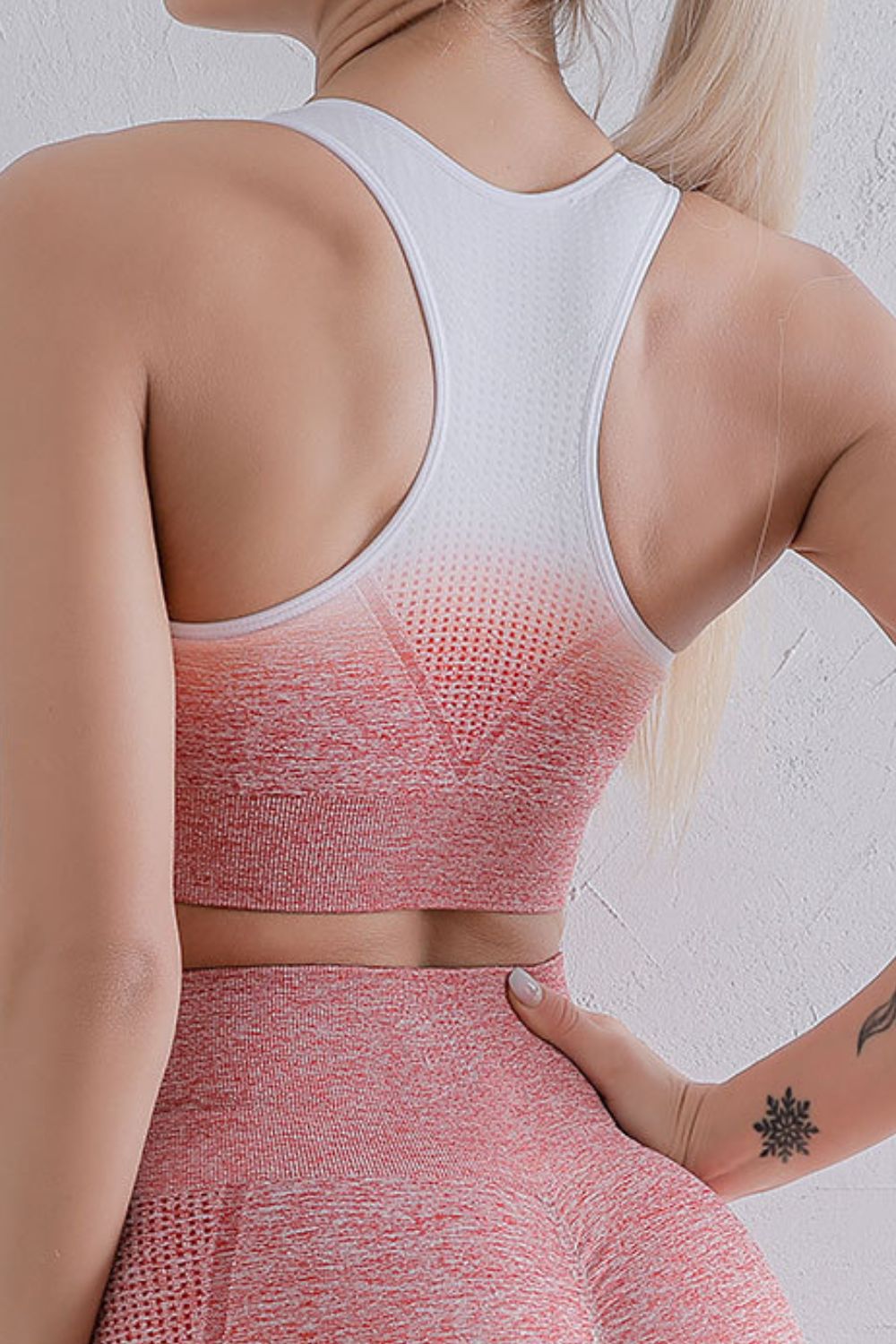 Gradient Sports Bra and Leggings Set - Tantalize Boutique