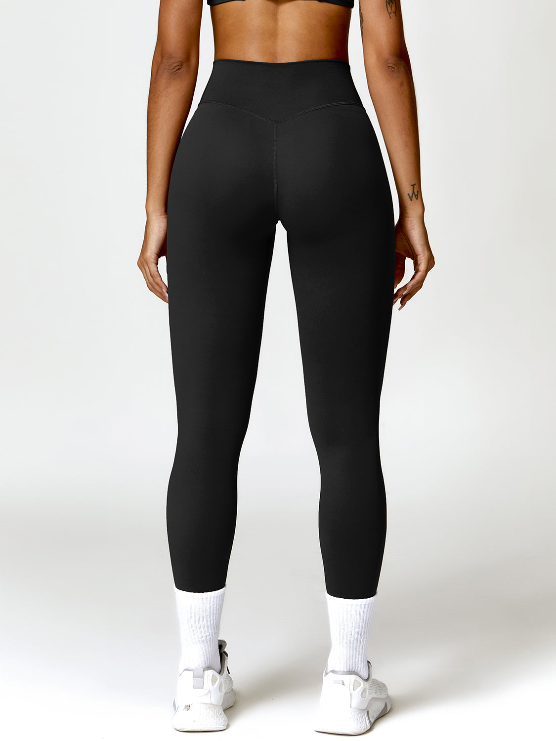 Twisted Halter Neck Bra and High Waist Leggings Active Set - Tantalize Boutique