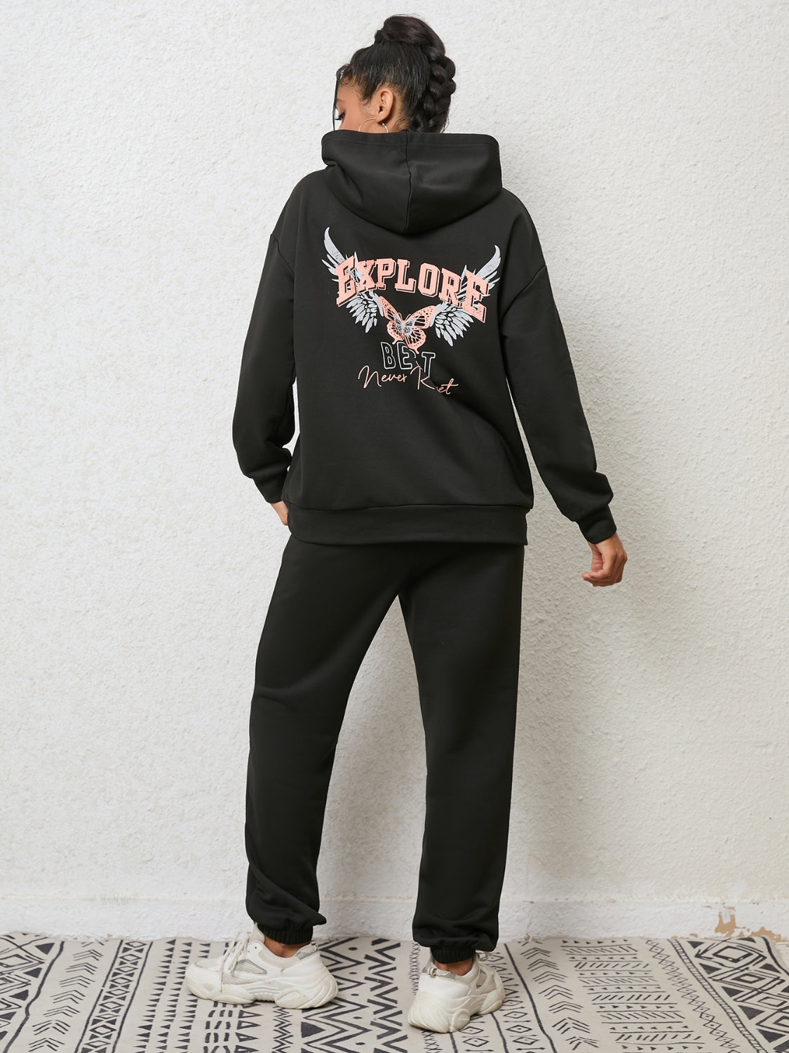 Graphic Hoodie and Sweatpants Set - Tantalize Boutique