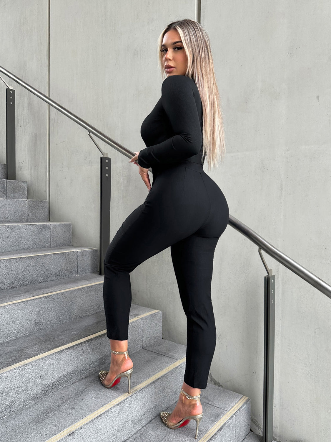 V Neck Decorative Waist Set - Tantalize Boutique