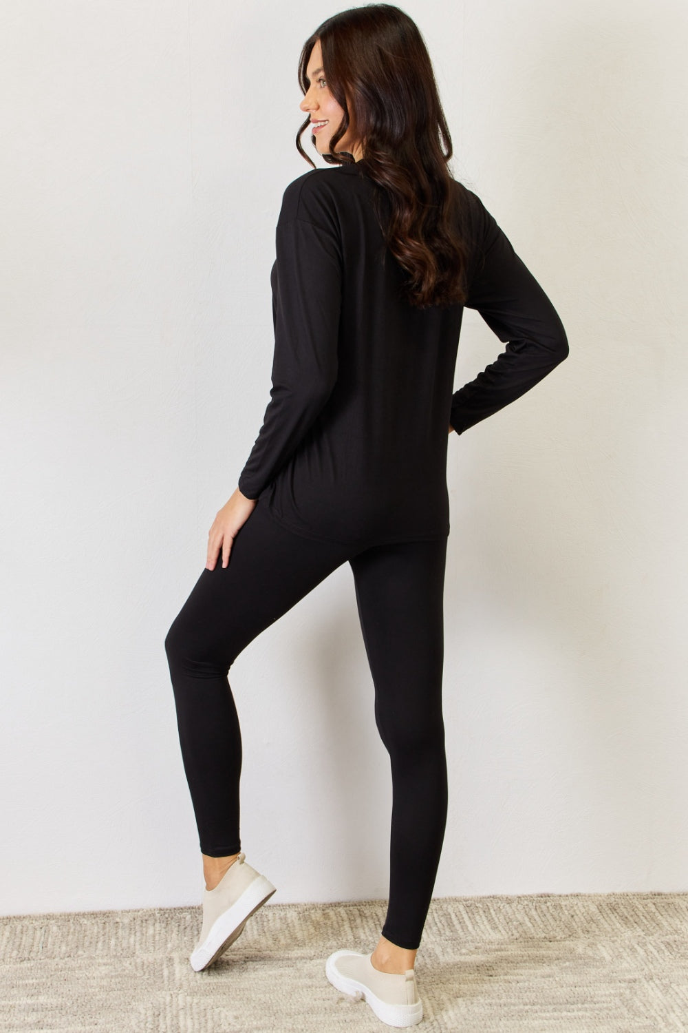 JULIA Round Neck Long Sleeve T-Shirt and Leggings Set - Tantalize Boutique