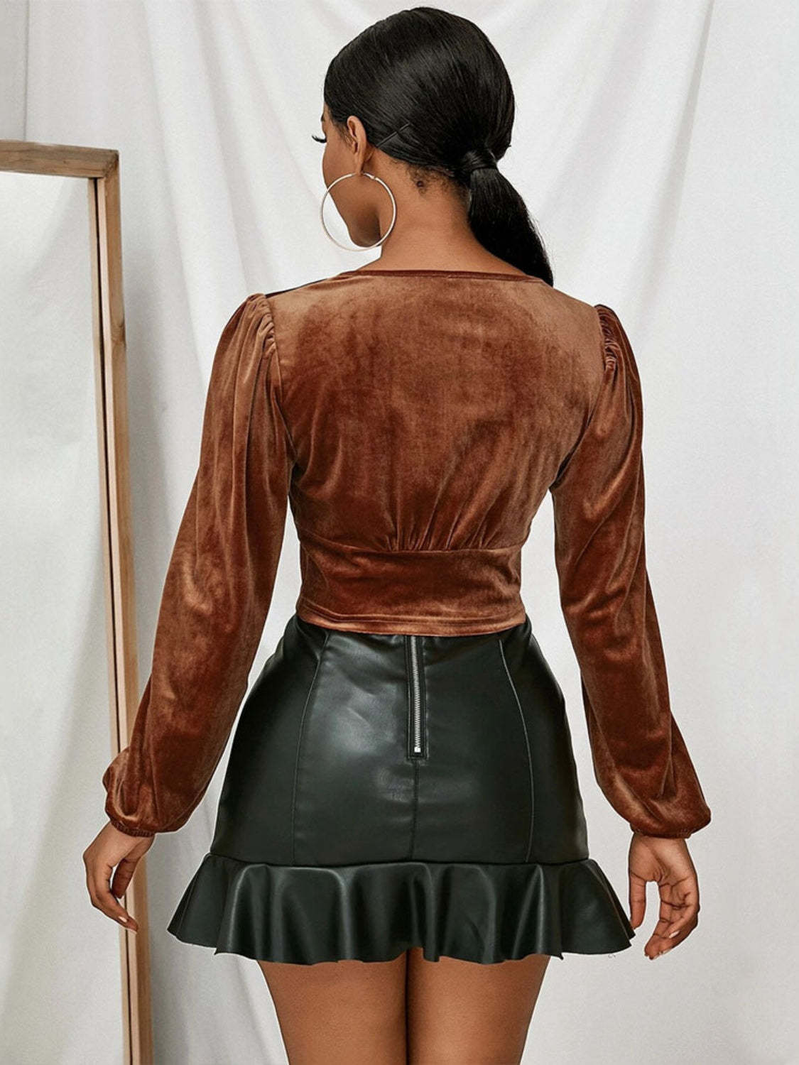 V-Neck Puff Sleeve Cropped Top - Tantalize Boutique
