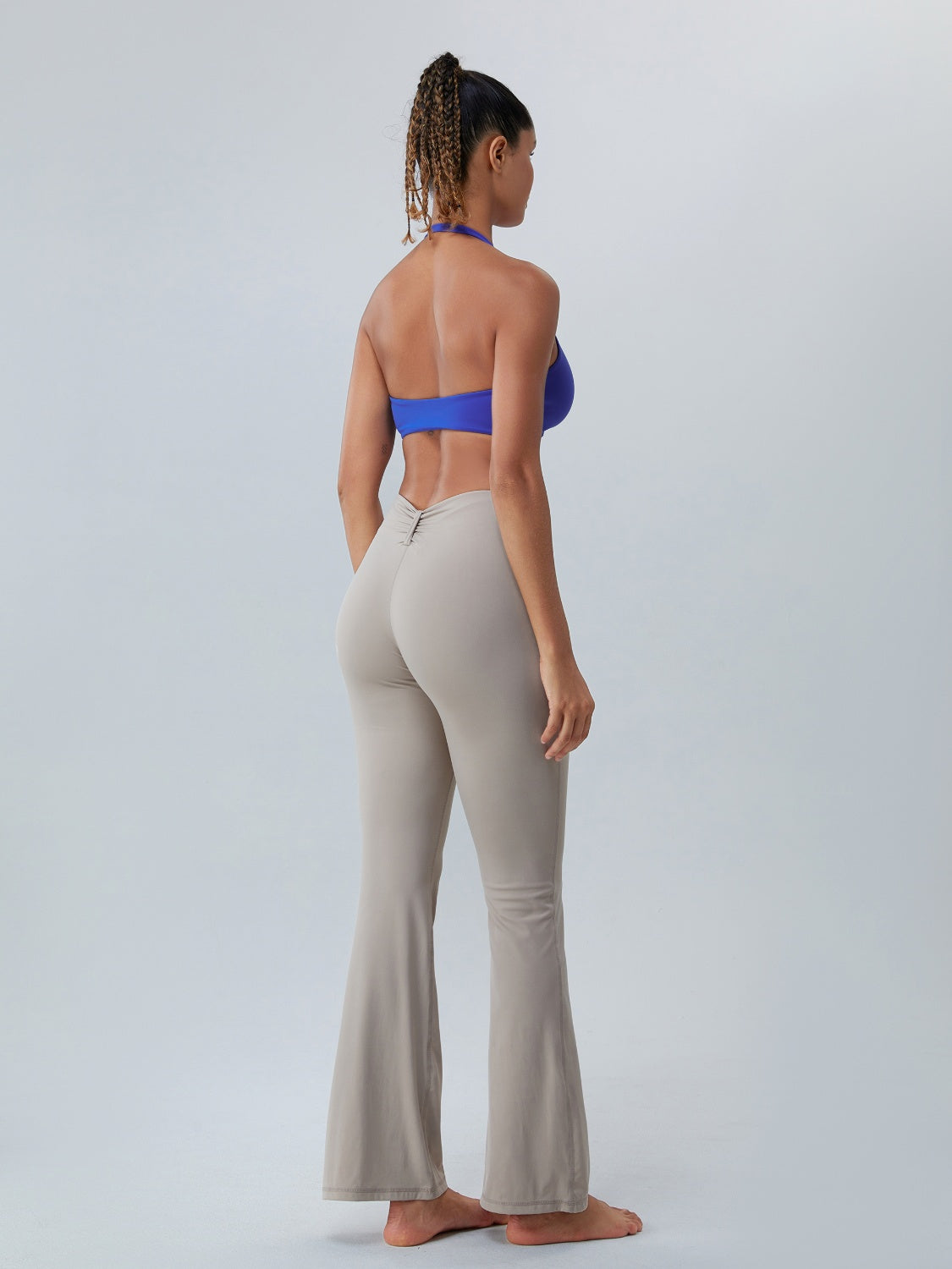 Twisted Halter Neck Active Bra - Tantalize Boutique