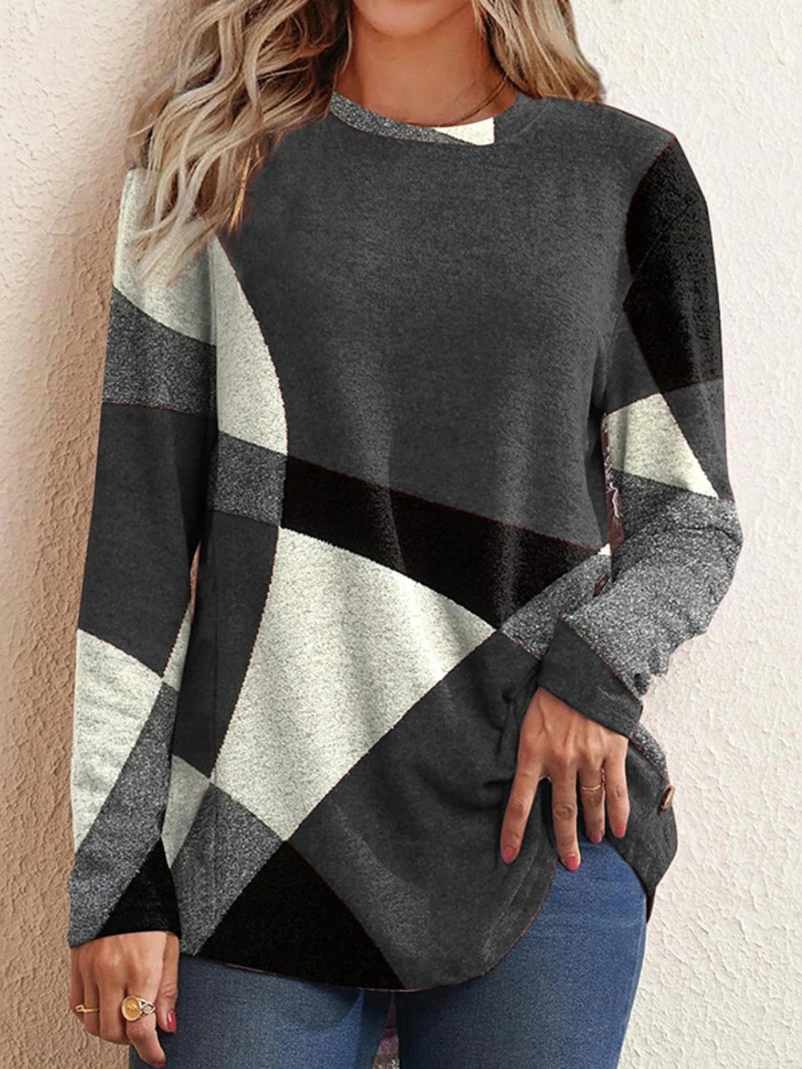 Geometric Round Neck Long Sleeve T-Shirt - Tantalize Boutique