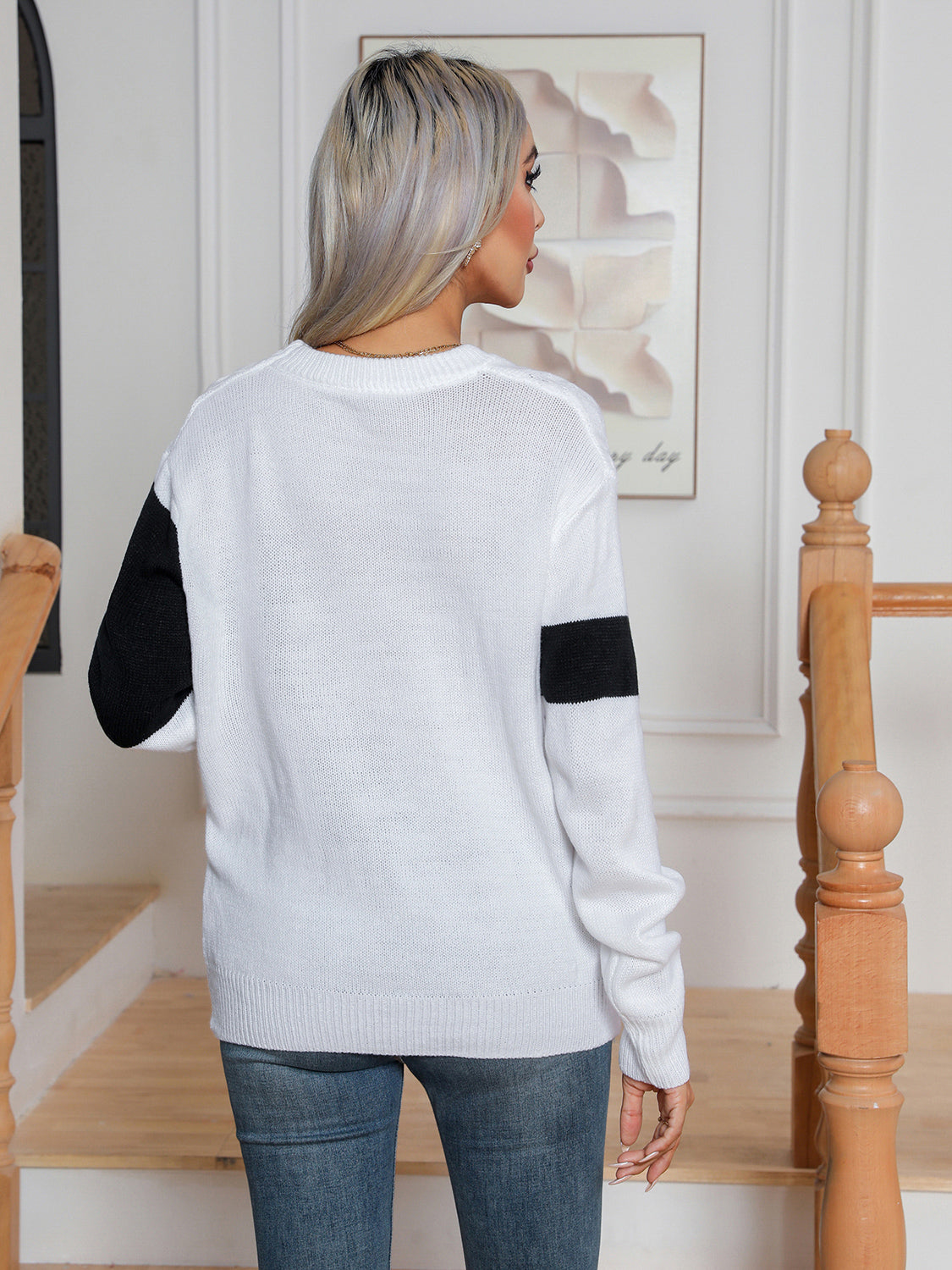 Color Block Cable-Knit Round Neck Sweater - Tantalize Boutique