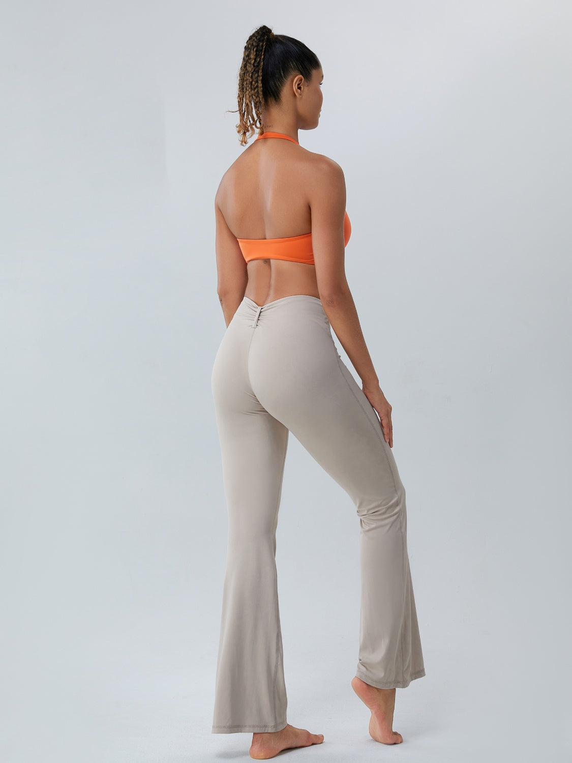 Twisted Halter Neck Active Bra - Tantalize Boutique