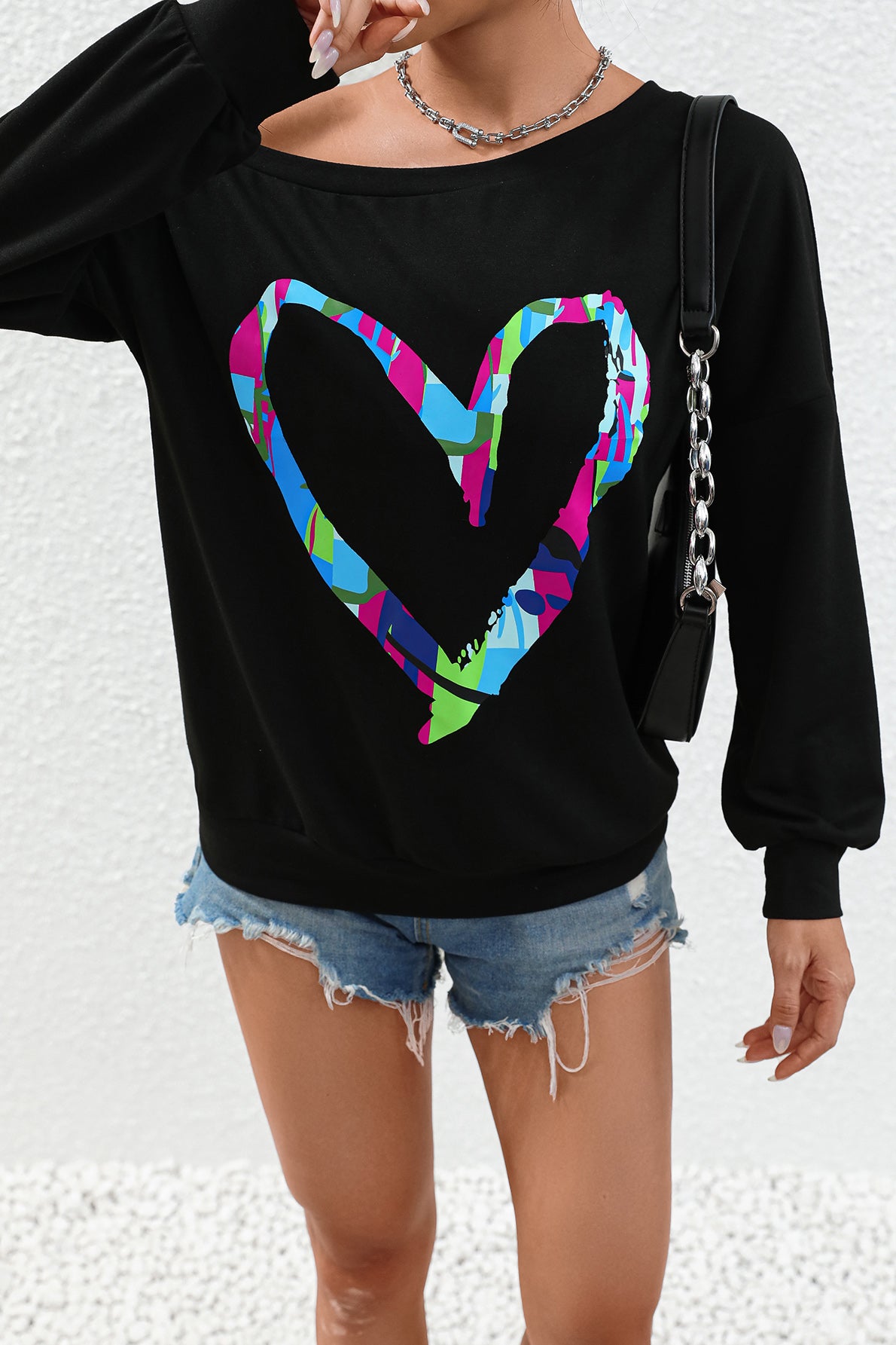Heart Graphic Long Sleeve Sweatshirt - Tantalize Boutique