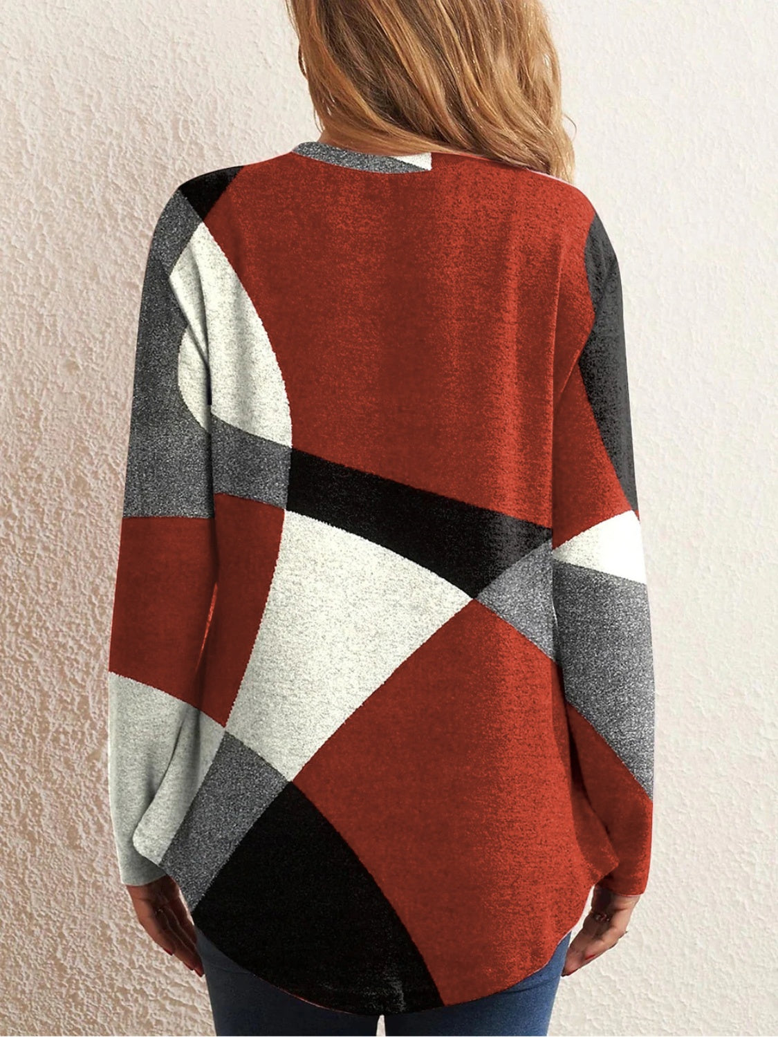 Geometric Round Neck Long Sleeve T-Shirt - Tantalize Boutique