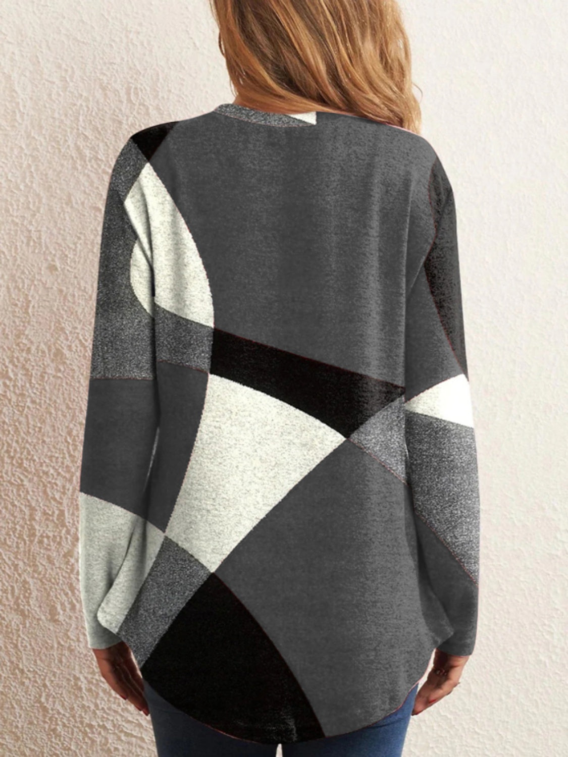 Geometric Round Neck Long Sleeve T-Shirt - Tantalize Boutique