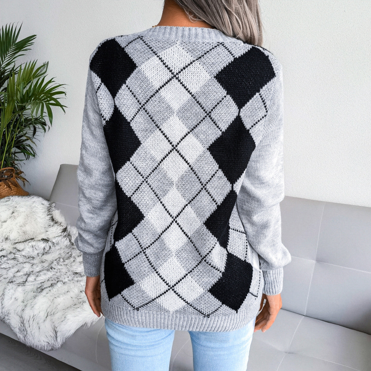 Geometric V-Neck Sweater - Tantalize Boutique
