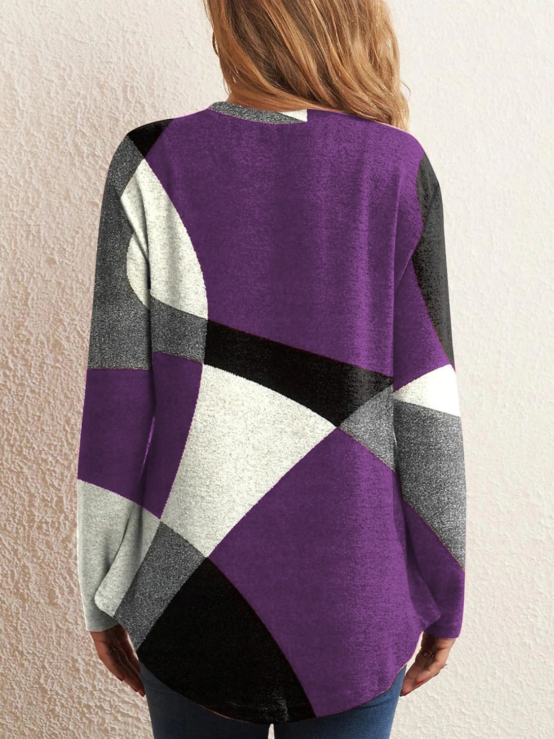 Geometric Round Neck Long Sleeve T-Shirt - Tantalize Boutique